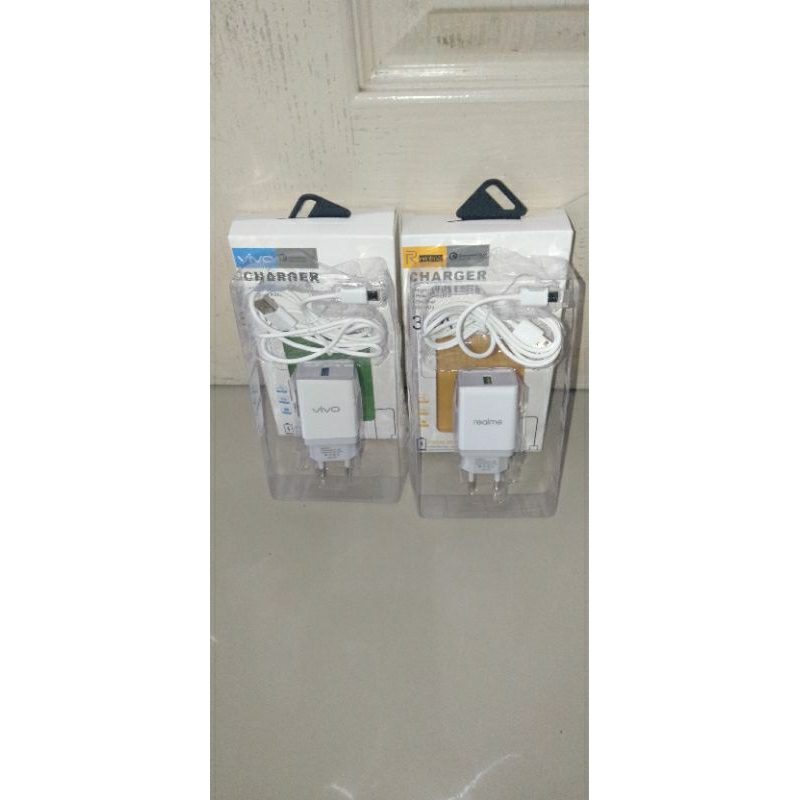 charger USB branded Model A80