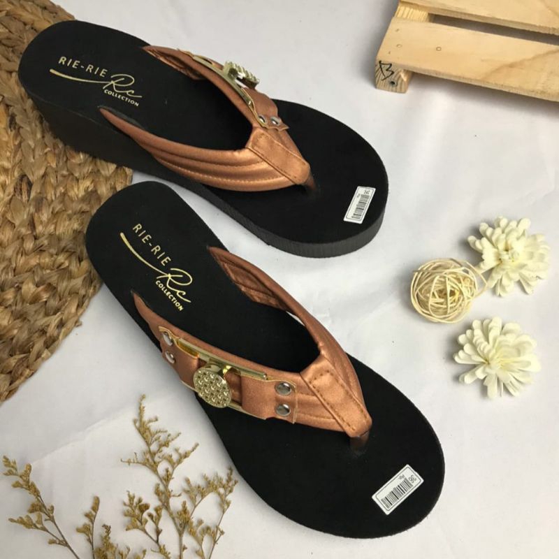 Sandal Wedges Wanita Jepit Kekinian ( RIE - RIE 12C ) Anti Slip