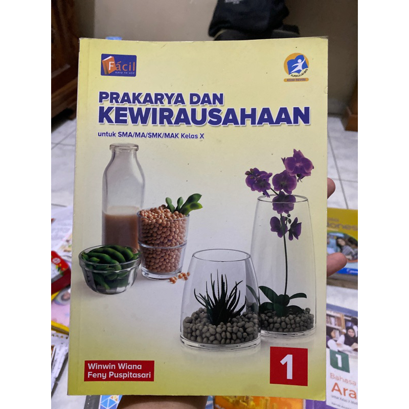Buku Paket Prakarya Kelas 10 Penerbit Grafindo Facil kurikulum 2013