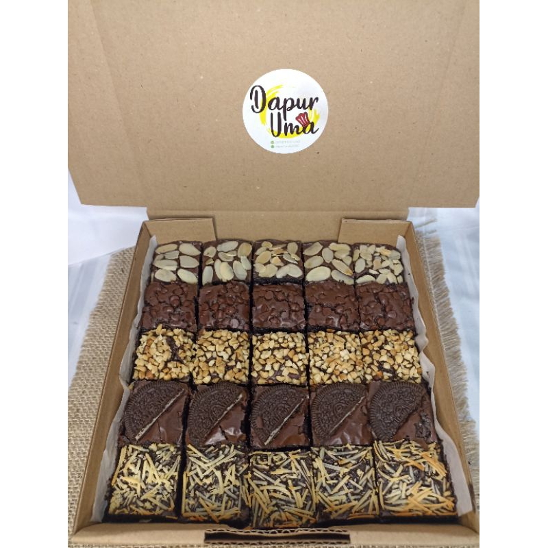

Fudgy brownies 20x20 25 potong