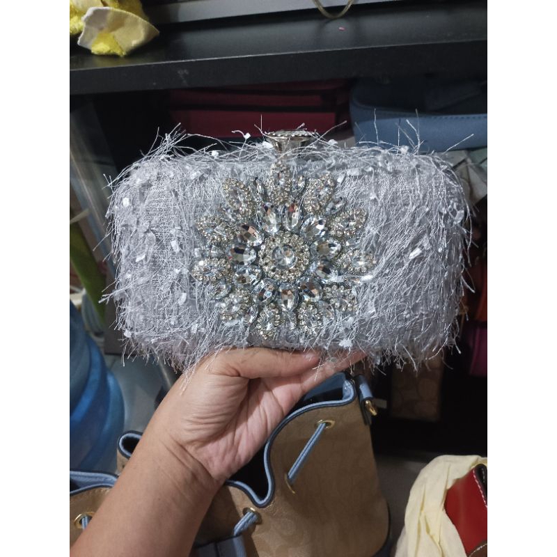 Tas silver pesta