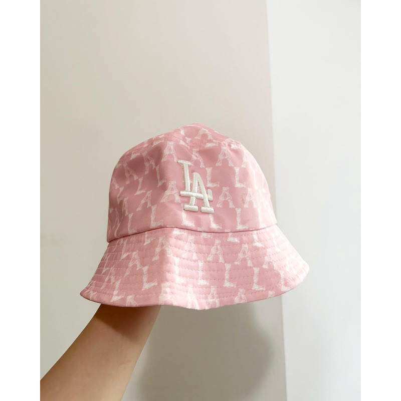 AUTH MLB bucket hat monogram white pink