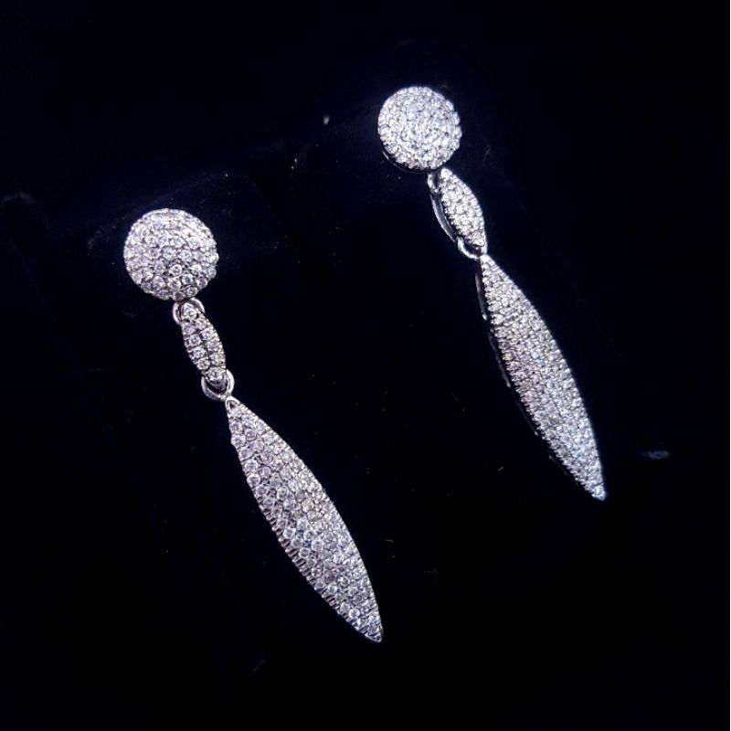 Anting Tusuk Emas putih Berlian Eropa Fashion