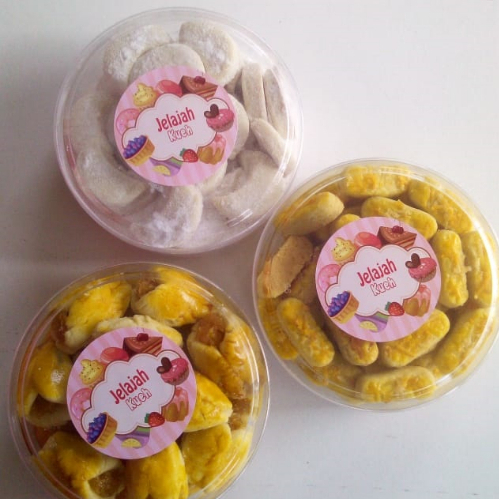 

Kue Kering Putri Salju/ Kue Putri Salju Isi 500 gram /Paket Murah / kue cemilan keluarga / kue lebaran.