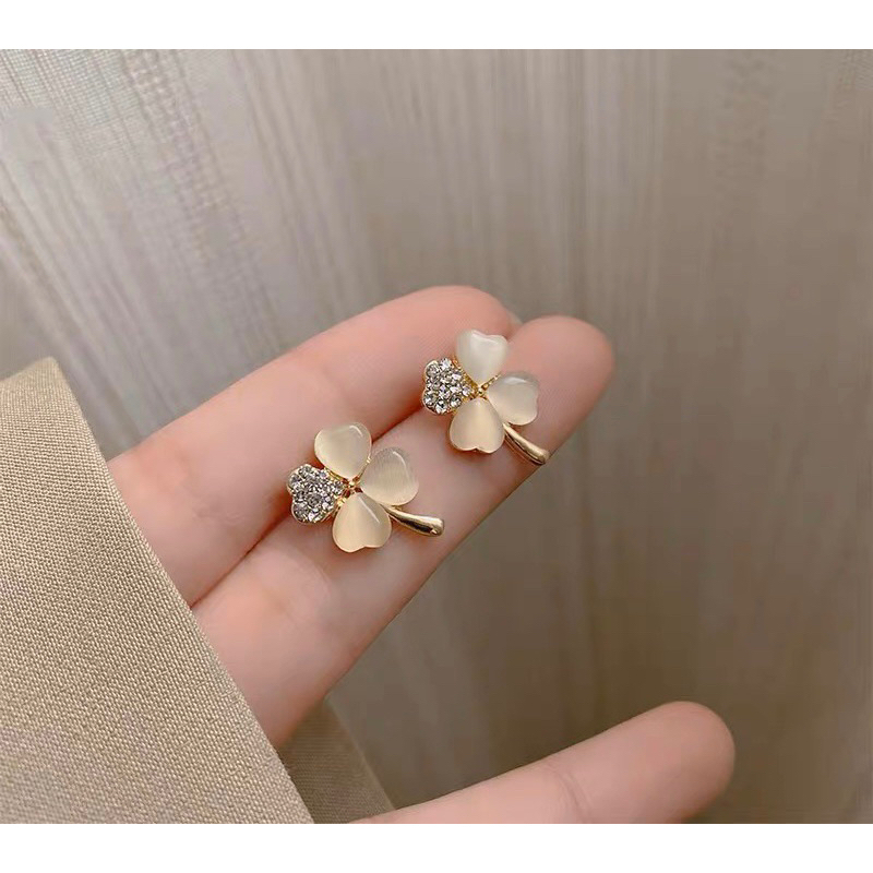 Clover Stud Earring (925 Silver) / Anting Stud Korea