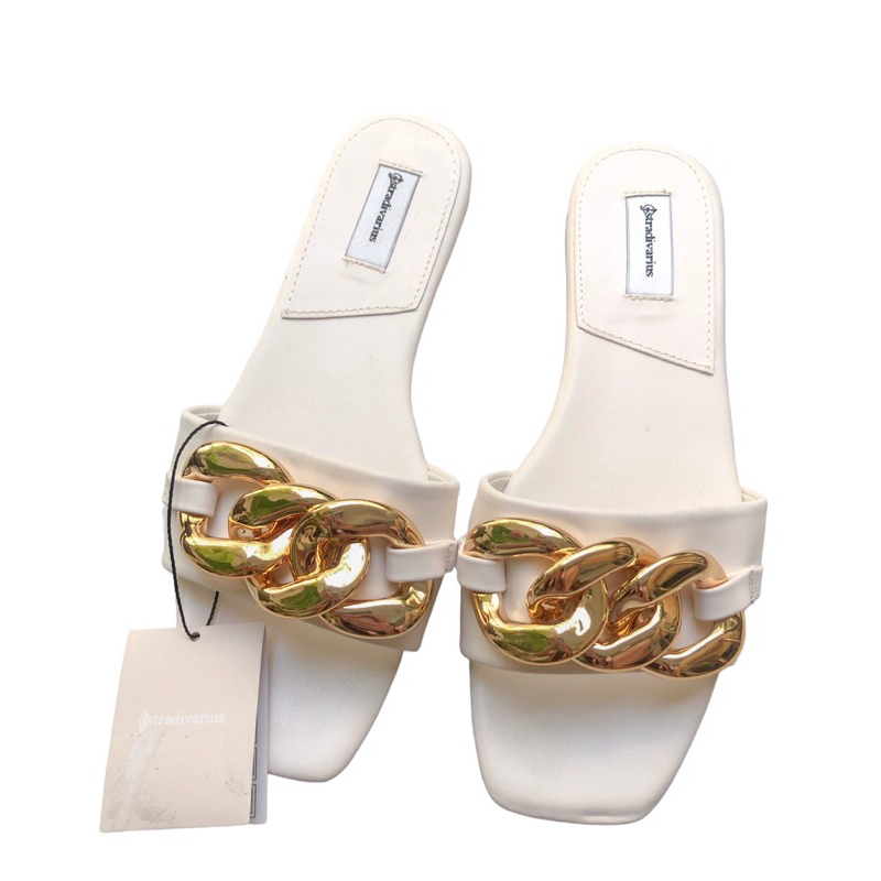 Stradivarius chain sandal flat Sandal Stradivarius Murah Flat Stradivarius (BNIB)