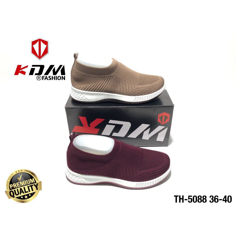 sepatu kdm wanita original tinggi 3cm model casual terbaru