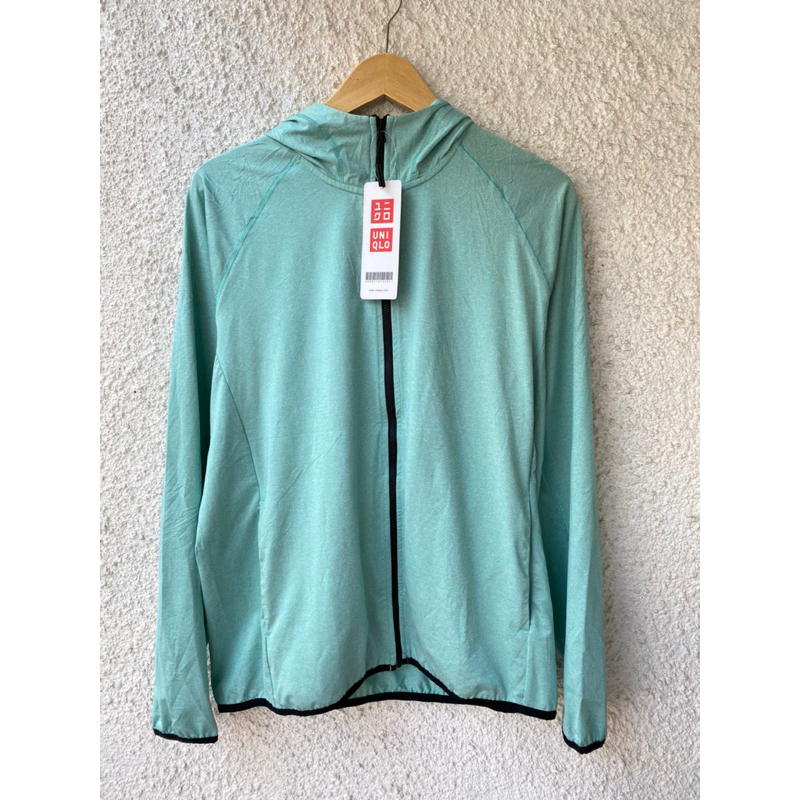 JAKET RUNNING HOODIE GU SPORT /UNIQLO