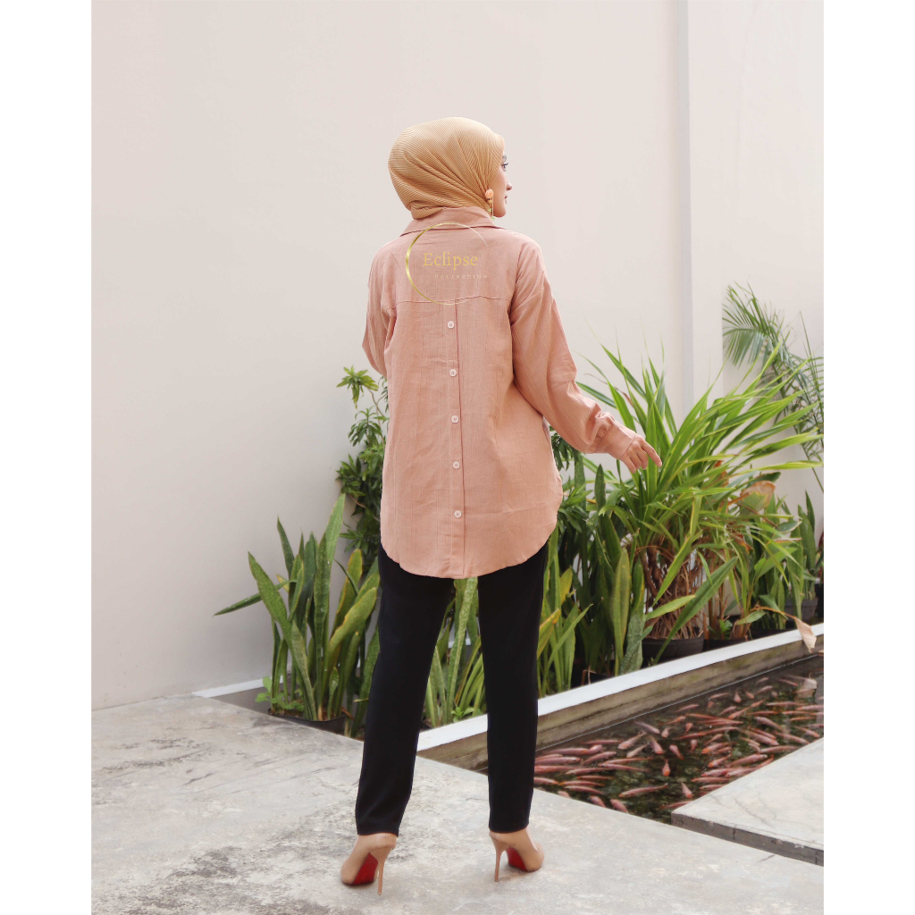 YUNA KEMEJA KANTOR ATASAN WANITA OVERSIZED OUTER KANCING BELAKANG LINEN VOXY PREMIUM