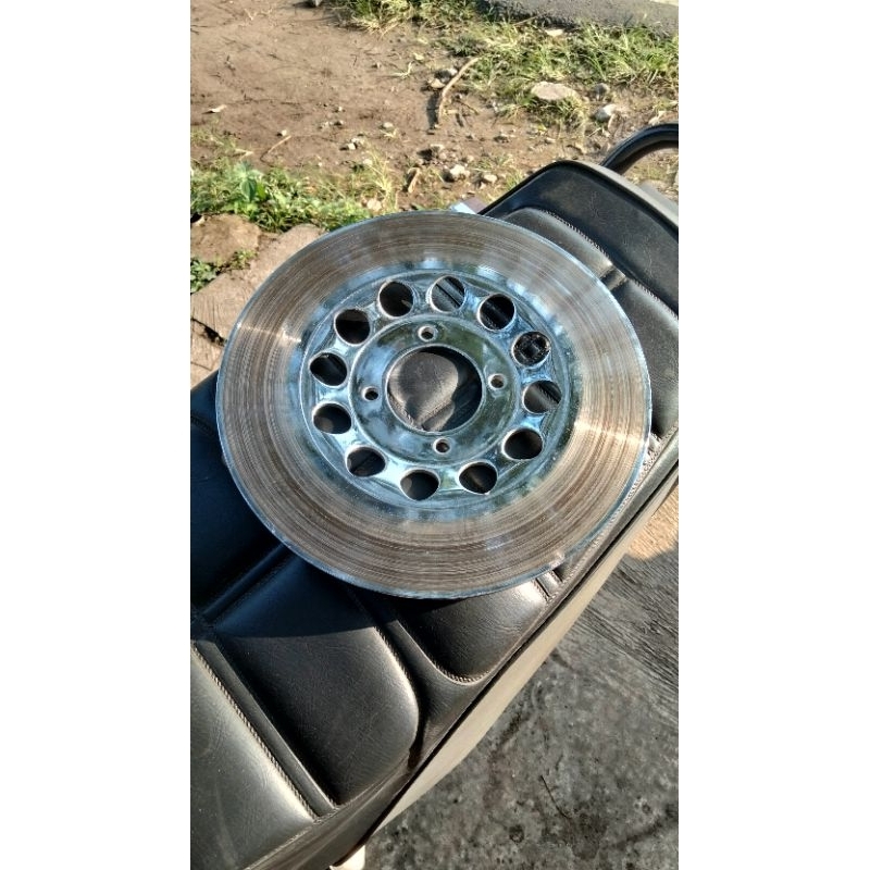 Piring cakram Yamaha RX 100 Original crum