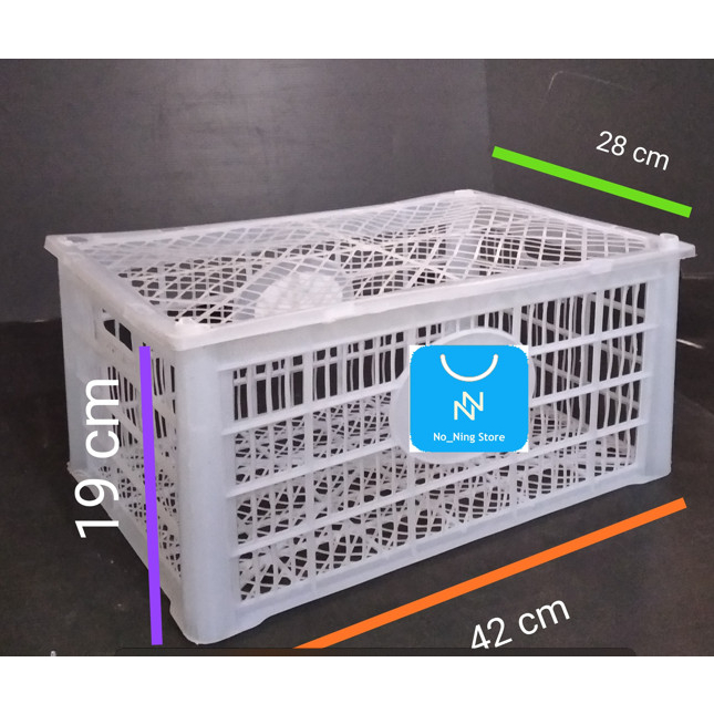 Keranjang plastik bekas buah kondisi bagus