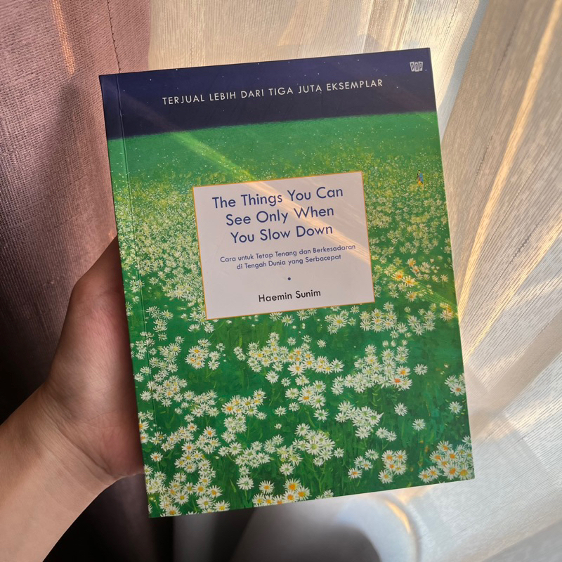 

The Things You Can See Only When You Slow Down by Haemin Sunim - Translated [PRELOVED] Second-hand Book