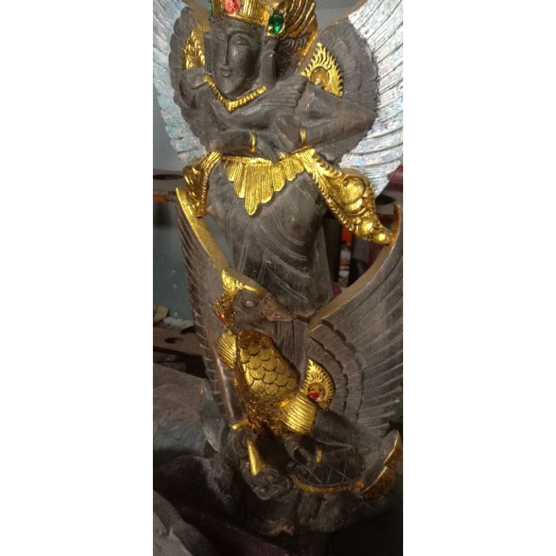 ukir kayu kuno zhathayu