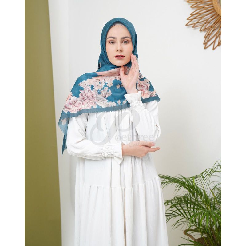 FEATHER SIGNATURE HIJAB