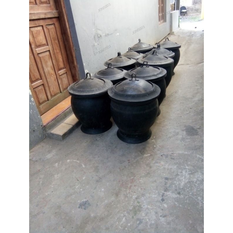 Bak Sampah Tempat Sampah Karet Ban