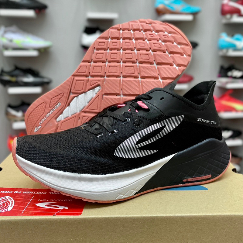 910 Nineten Hanna black (size 44)