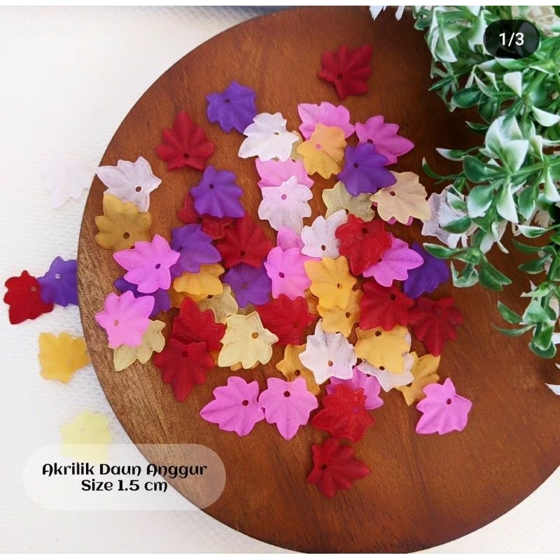 Akrilik daun anggur