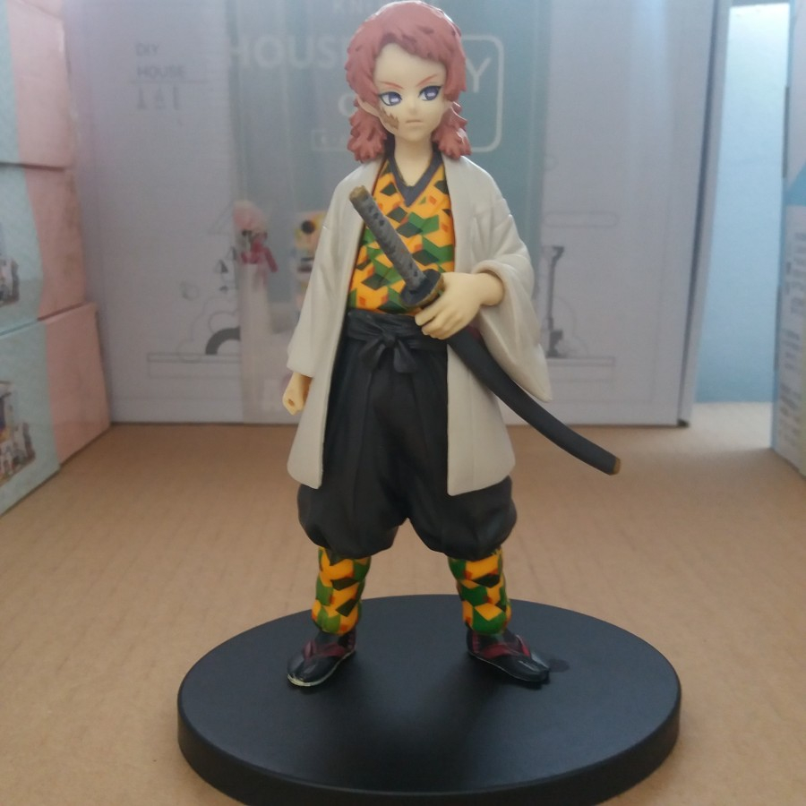 SABITO FIGURE DEMON SLAYER KIMETSU NO YAIBA