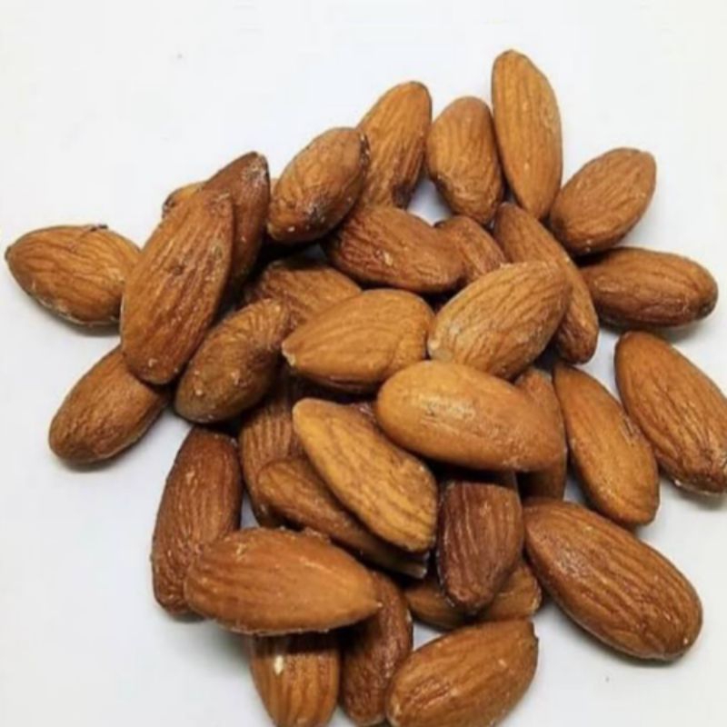 

Kacang Almond Mentah 1 kg(termurah)