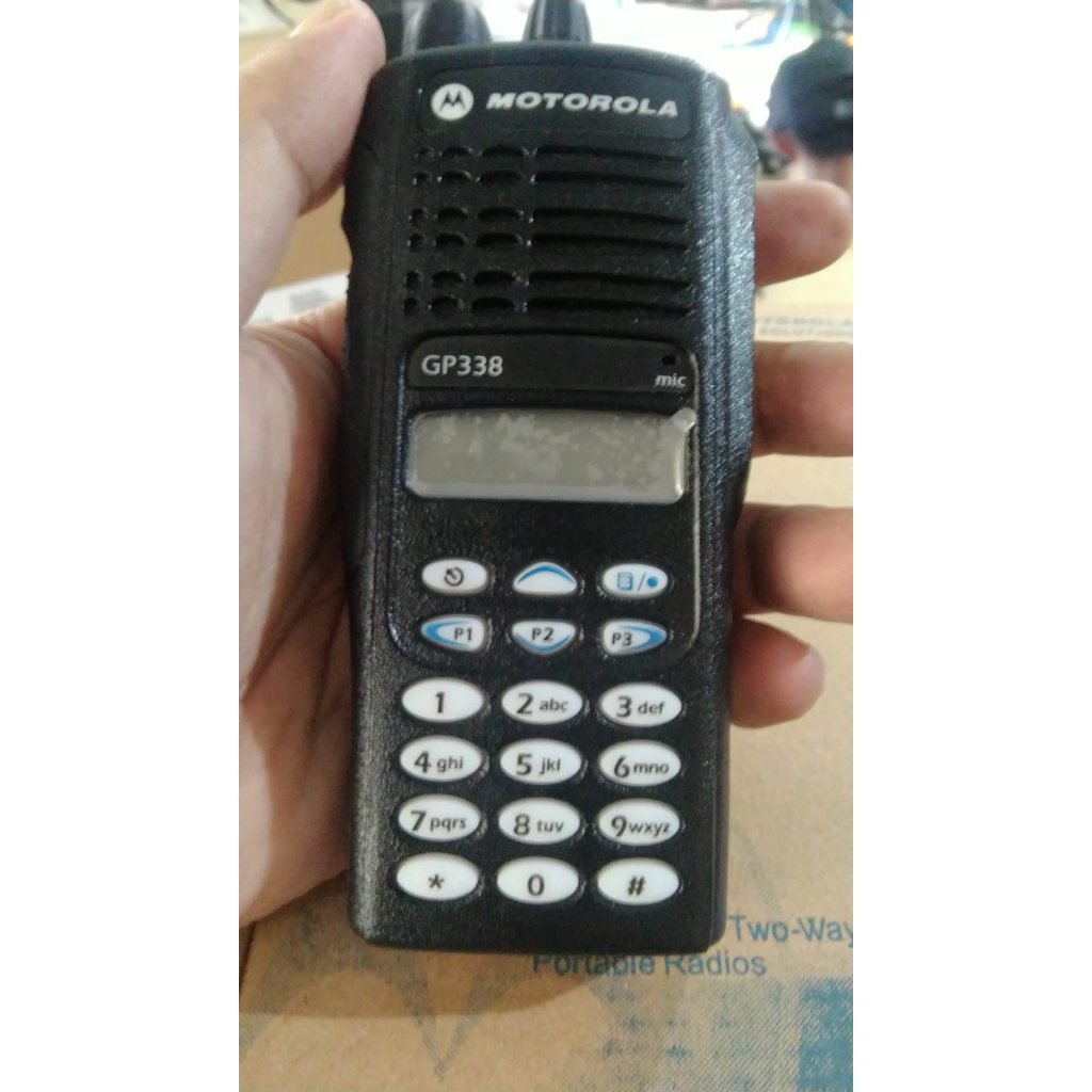 Ht Motorola Gp338 Uhf Original Made in Malaysia Frekuensi Uhf 403 Mhz sd 470 Mhz Kondisi Baru Stok L