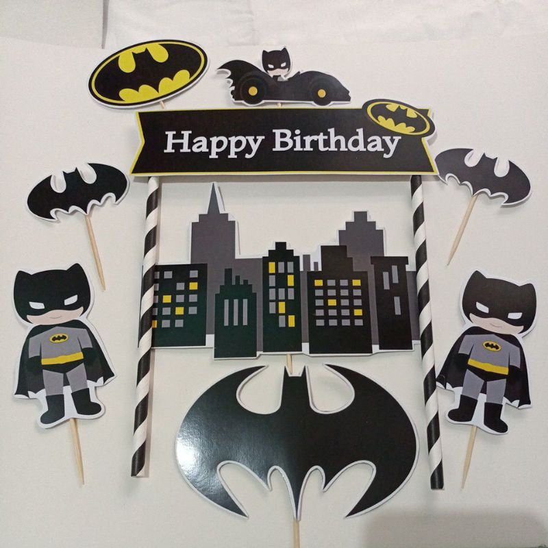 Topper cake/Hiasan kue ulangtahun karakter Batman