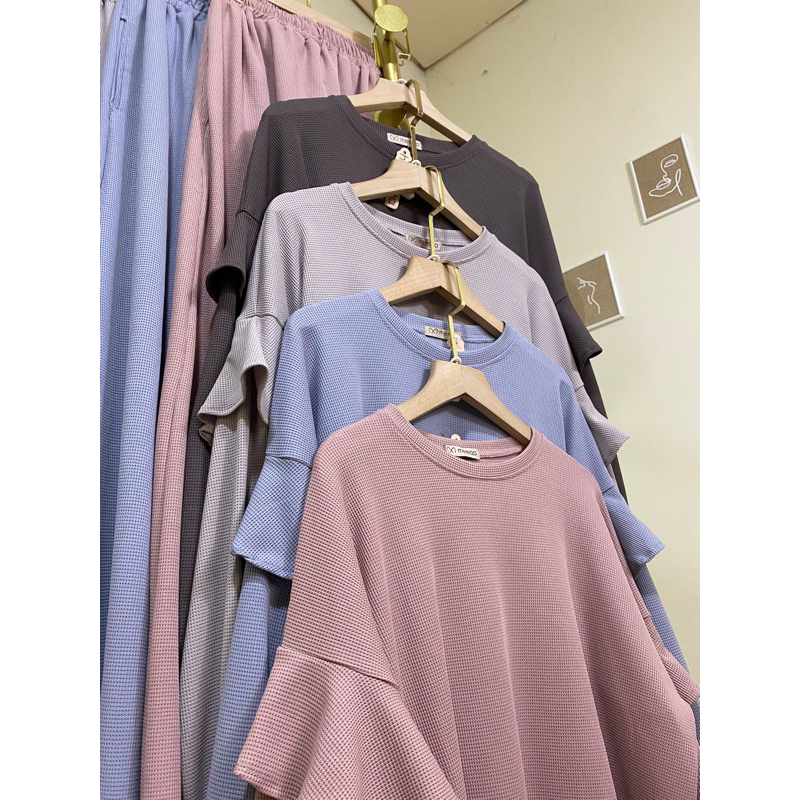 Gaia Set - One Set Knit Uniqlo - Baju + Celana Knit Premium Import Wanita Bangkok