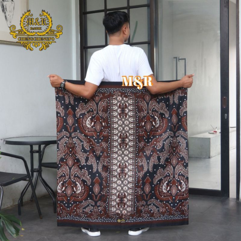SARUNG GUS IQDAM SARUNG BATIK DEWASA MARKAS SARUNG M&R
