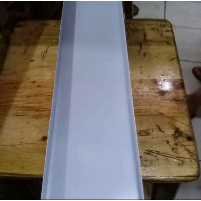 Lis aluminium heatsink u aluminium 10cmx2cmx2 panjang 80cm warna putih