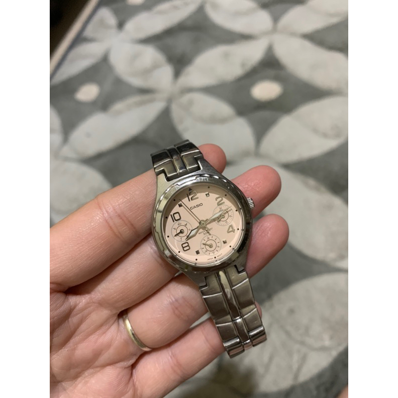 Preloved Jam Tangan Casio