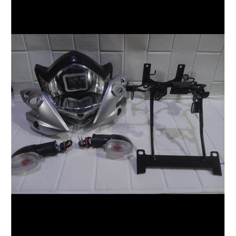 Paket Hemat Batok Kepala Lampu Depan Vixion Old Lampu Depan Vixion Old Plus Day 3 mata Kupingan Lamp
