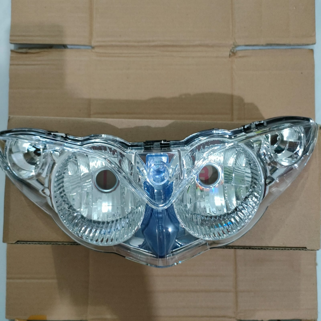 Lampu jupiter z new 2008 Lampu depan jupiter z new 2008 Refektor jupiter z new 2008 Refektor depan j