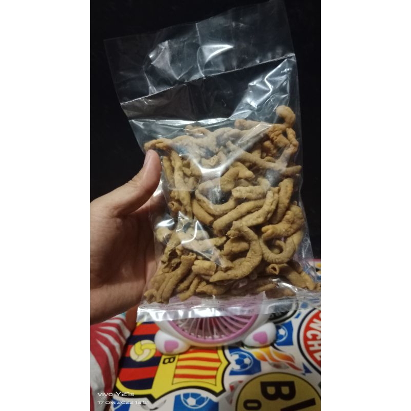 

USUS KRISPI