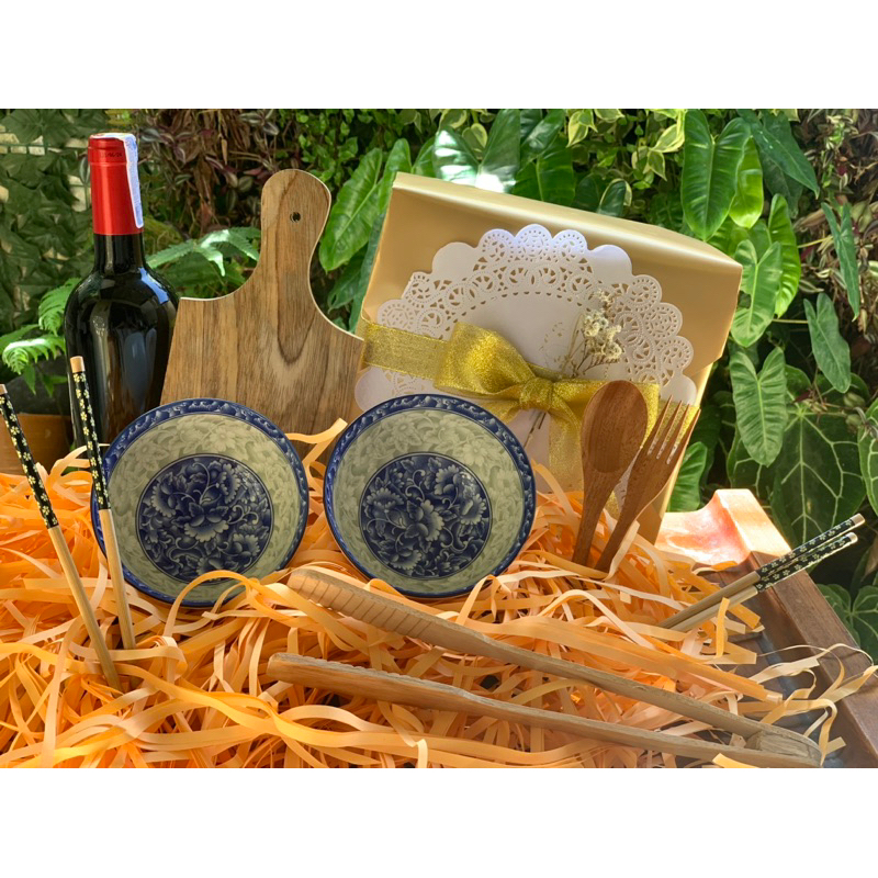 gift box set alat makan/alat masak cocok utuk kado ultah atau wedding