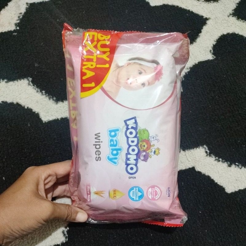 kodomo tisu basah