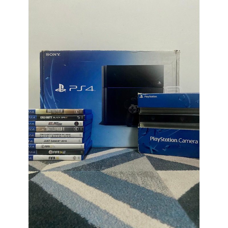 [SECOND] Bundle PS4 FAT 500GB SECOND + 9 CD Game + PS Camera