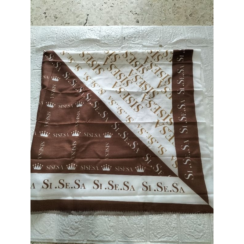 Segi empat MocaPutih Sisesa