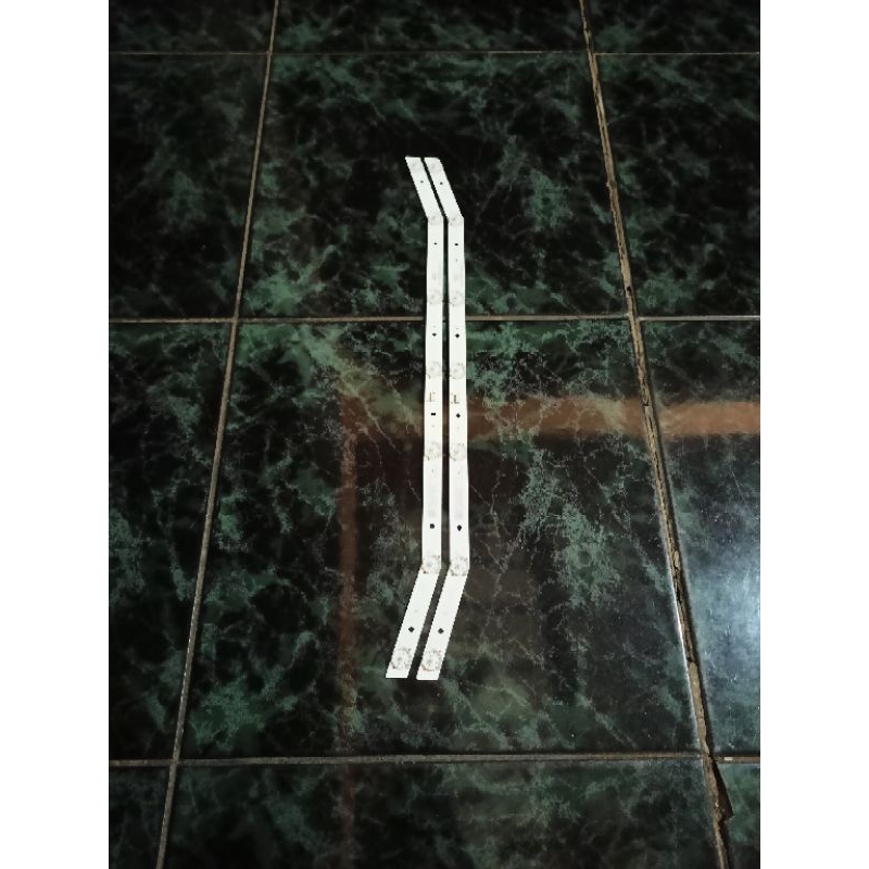 BACKLIGHT - LAMPU BACKLIGHT TV LED TOSHIBA 32L1600VJ - 32L1600