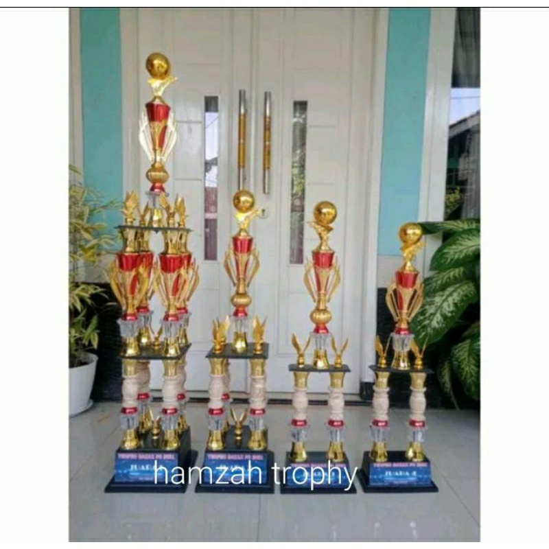 trophy piala 1 set juara 1234 ( kaki 8,kaki 4,kaki 2,kaki 2)