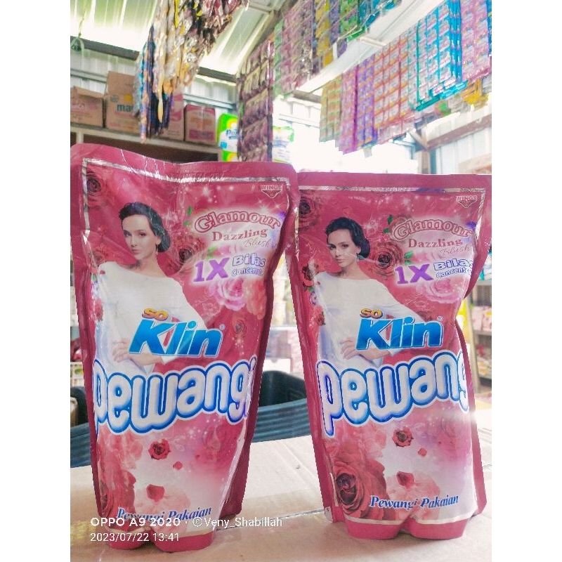 SOKLIN PEWANGI 1X BILAS 900ML