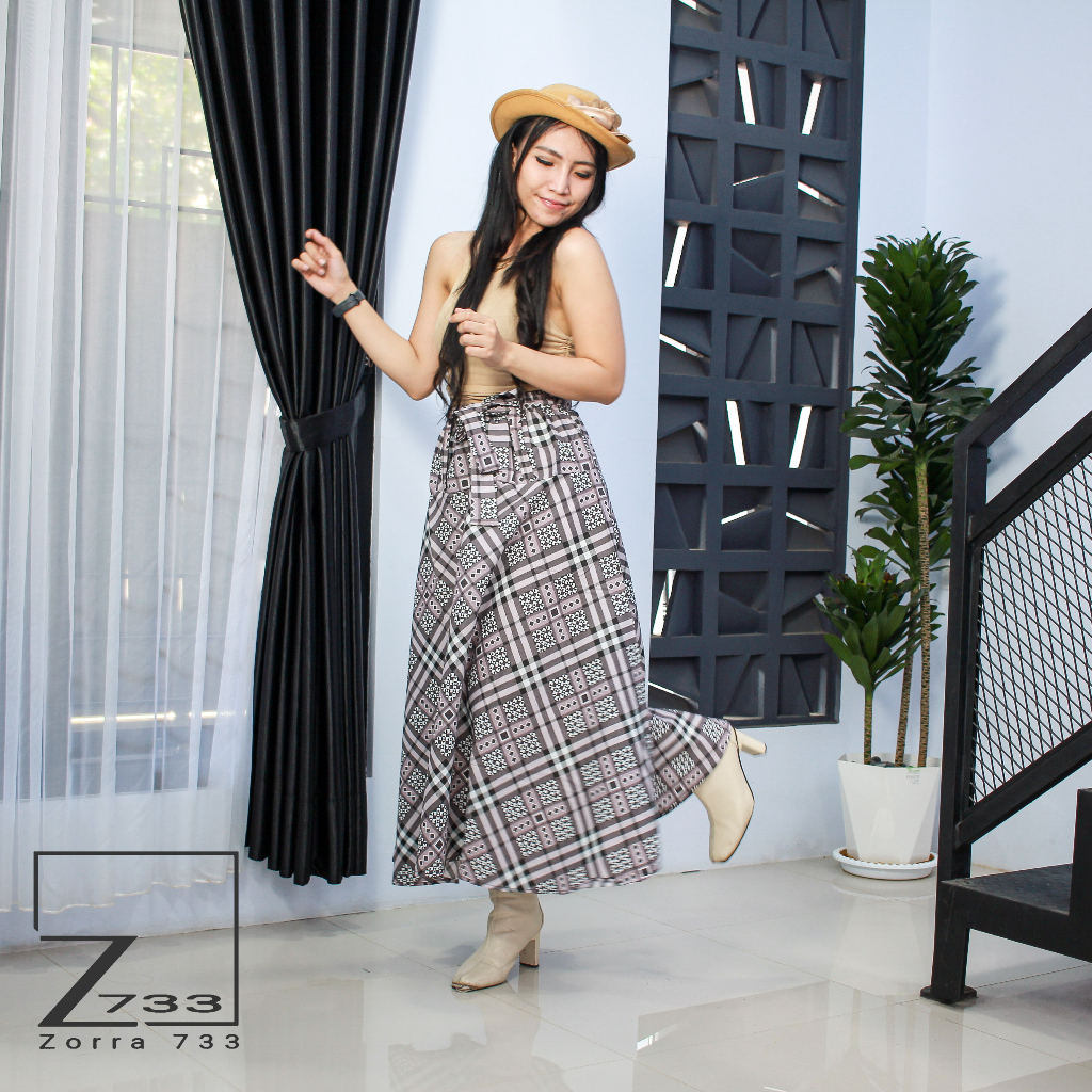 ROK KOREAN STYLE ROK PAYUNG KOTAK-KOTAK / ROK WANITA MOTIF KOTAK-KOTAK