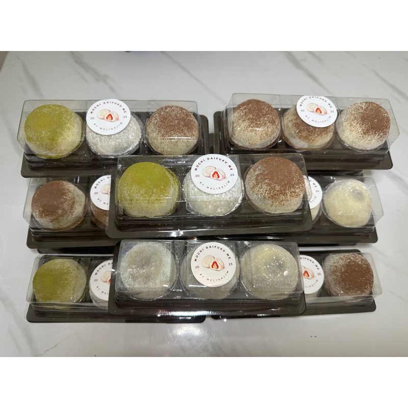 

MIKA MOCHI SEKAT ISI 3PCS / MIKA BROWNIES 3 SEKAT