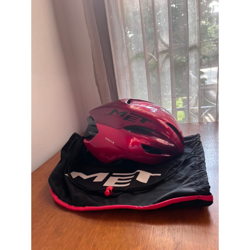 MET manta roadbike helmet helm sepeda, MIPS, metallic red merah metalik, size L, preloved second bek