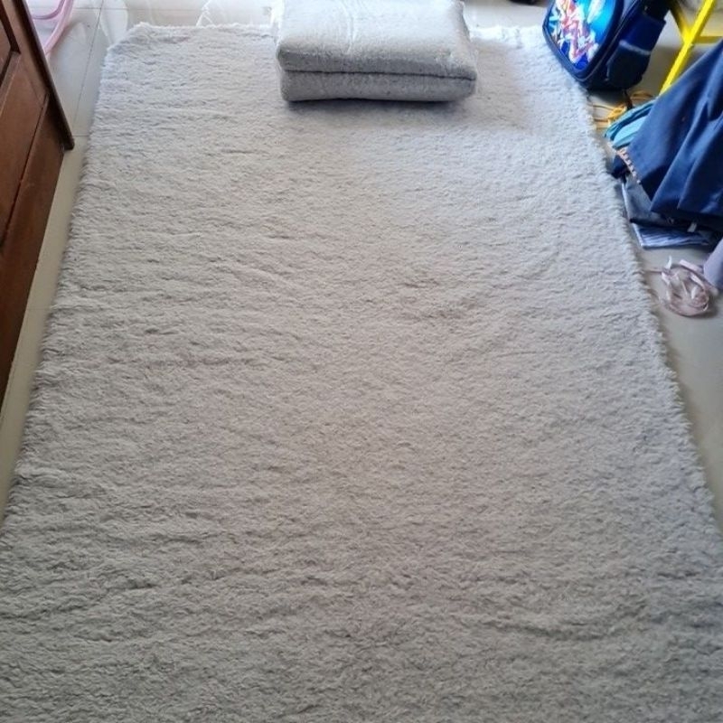 Prelove Karpet Bulu Rasfur Ikea KW