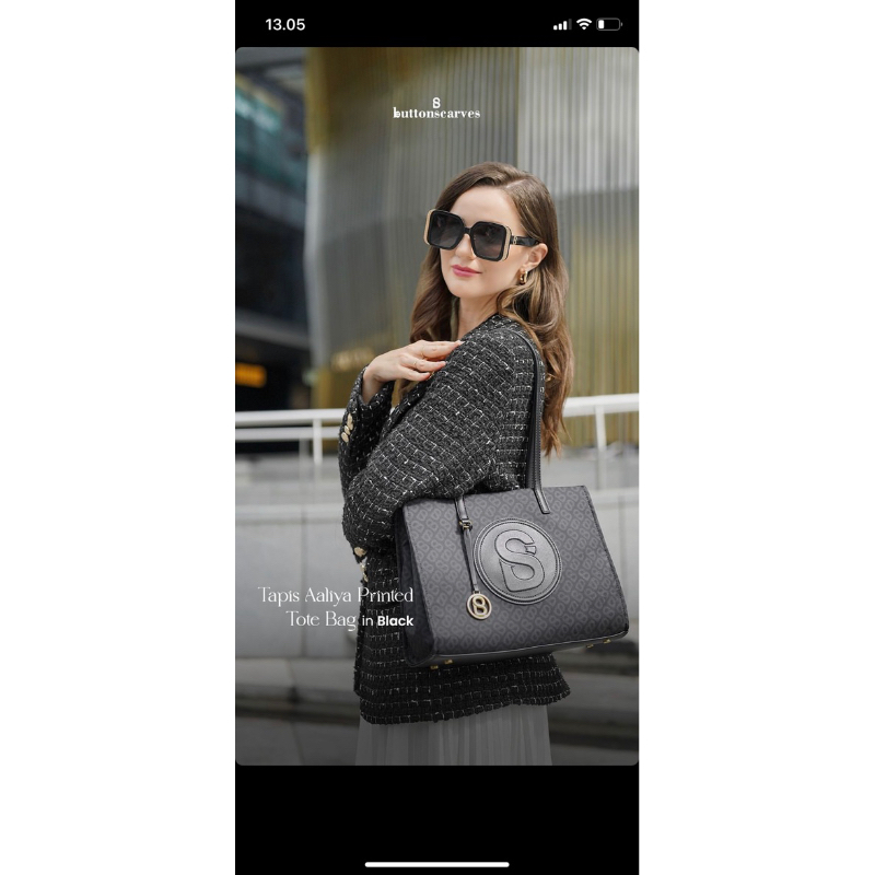 Aaliya nylon tote bag buttonscarves black