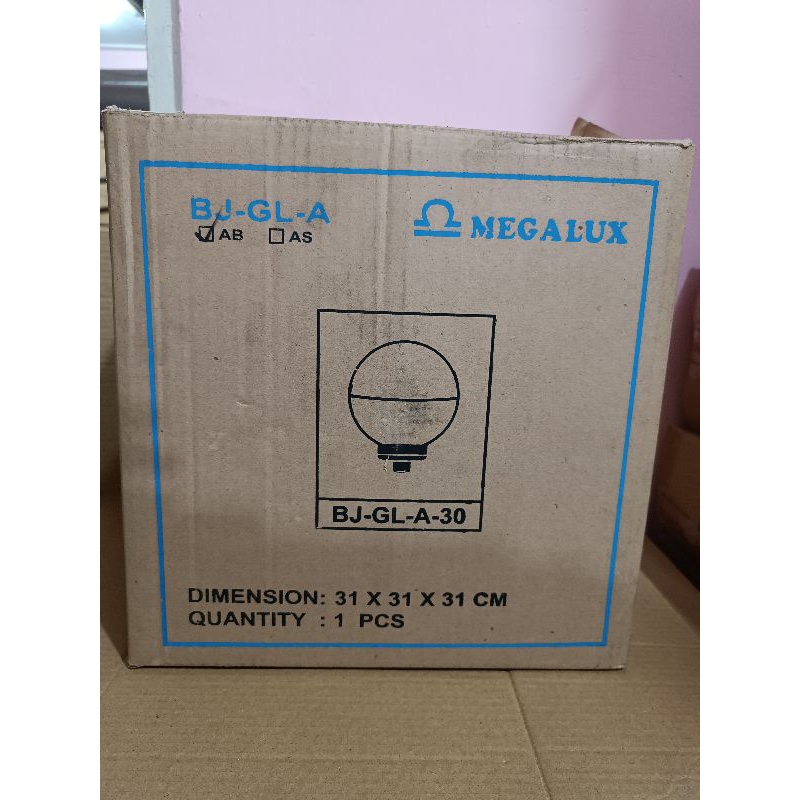 Fitting + kap lampu taman bulat bening 31cm