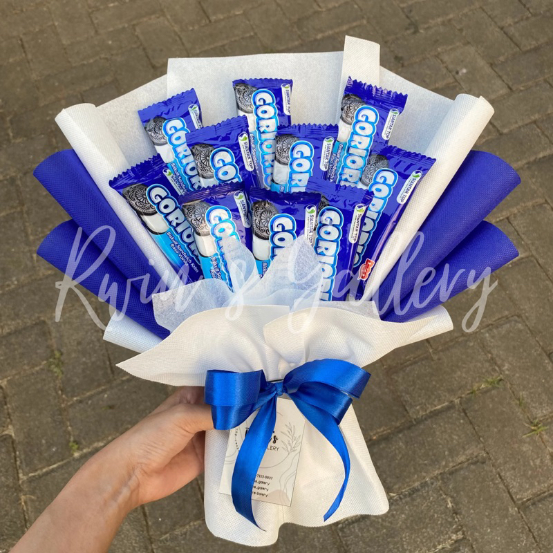 Buket snack Goriorio isi 10 | Bucket Murah | Bouquet Jajan Biru