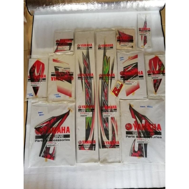 grafik list striping body bodi original ori yamaha F1zr f1z r merah putih sporty tahun 2005