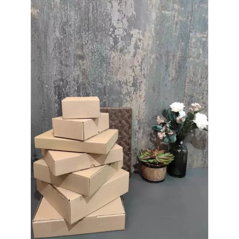 

Box kotak polos/ box gift kotak kado hadiah (Ukuran per 10)