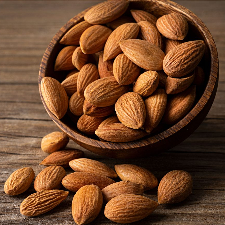 

Kacang almond / kacang almond kupas original