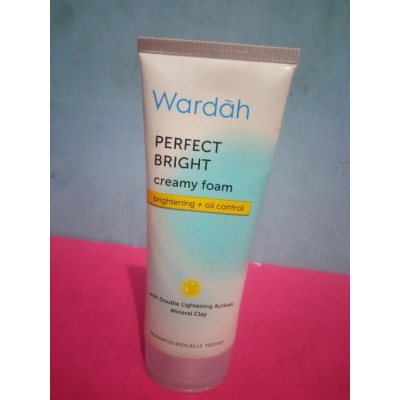 wardah facial wash